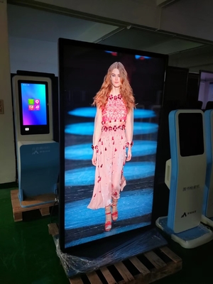 60000 Hours Life Floor Standing Quảng cáo hiển thị 4k Media Player